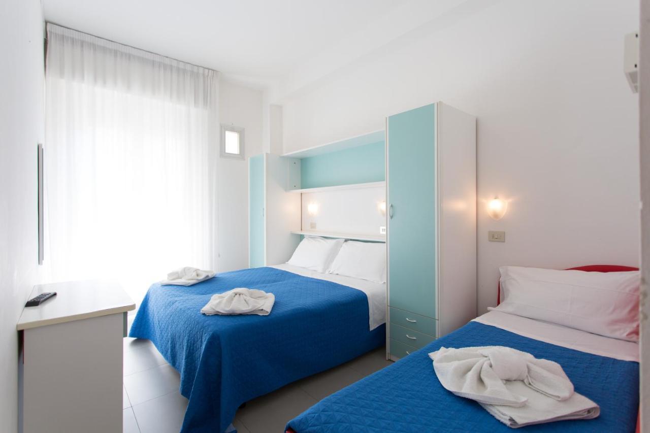 Hotel Savana 리미니 외부 사진