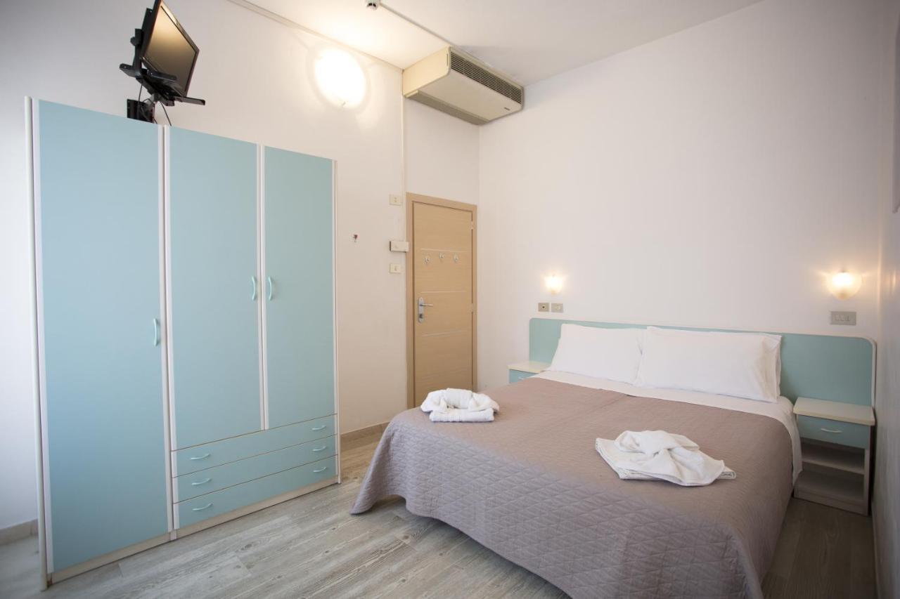 Hotel Savana 리미니 외부 사진